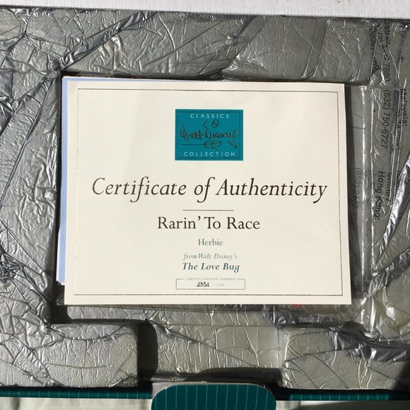 *Host Pick* WDCC Herbie - The Love Bug - Rarin' to Race - Picture 8 of 10